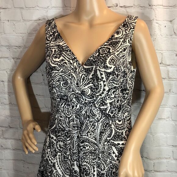 Land’s End Black and White Paisley Print Fit and Flare Dress 8 - Picture 2 of 10
